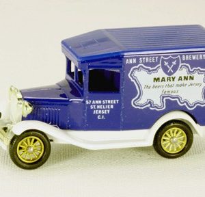 Lledo Days Gone DG137 Model A" Van MaryAnn Brewery"