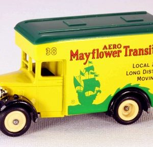 Lledo Days Gone DG160 Mayflower Delivery Van