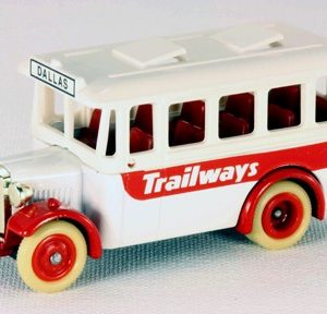 Lledo Days Gone DG1013 1935 Model A" Ford Bus Trailways"