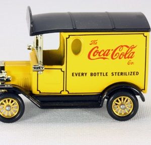 Lledo Days Gone DG006 Model T" Van Coca Cola Sales & Advertising"