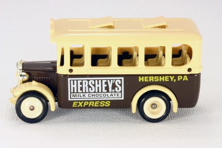 Lledo Days Gone LH100 1935 Model A" Ford Hershey's Bus"