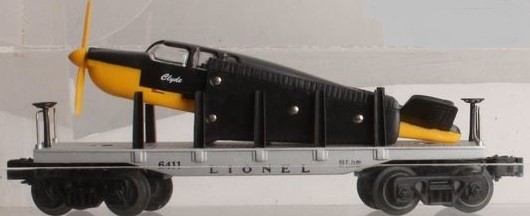 LIONEL 19430 AT AND SF FLATCAR WITH BEECHCRAFT BONANZA AIRPLANE