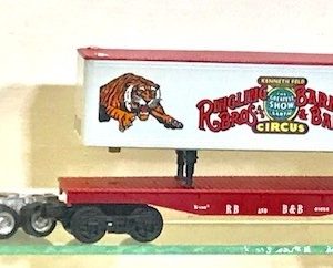 K-LINE K-665603TT RINGLING BROTHERS AND BARNUM AND BAILEY CIRCUS TRACTOR TRAILER TRUCK WITH FLAT CAR