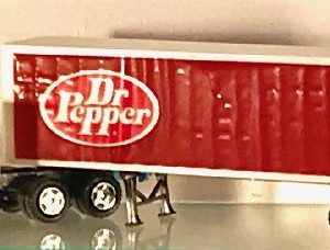 ERTL 1428 DR. PEPPER TRACTOR TRAILER TRUCK