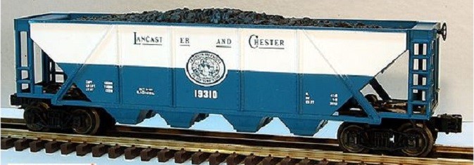 LIONEL 19310 LANCASTER AND CHESTER QUAD HOPPER WITH COAL