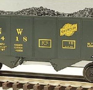 LIONEL 16418 CHICAGO AND NORTH WESTERN HOPPER WITH COAL