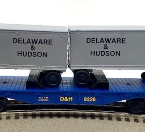 LIONEL 6-9226 DELAWARE AND HUDSON FLATCAR WITH TRAILER