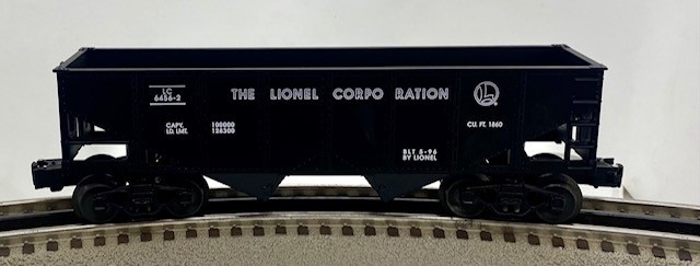 LIONEL 16432 LIONEL CORPORATION WITH 2 BAY HOPPERS