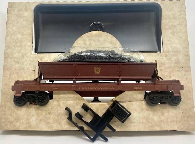 LIONEL 6-9398 PENNSYLVANIA RAILROAD COAL DUMP CAR
