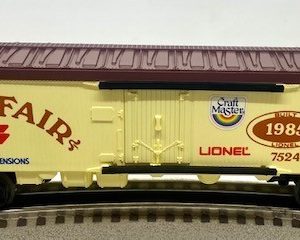 LIONEL 6-7524 1985 NEW YORK TOY FAIR REEFER