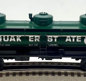LIONEL 6-6302 QUAKER STATE 3-D TANK CAR