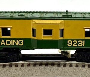 LIONEL 6-9231 READING BAY WINDOW CABOOSE