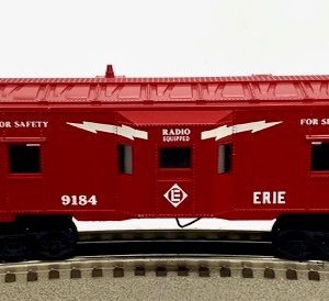 LIONEL 6-9184 ERIE BAY WINDOW CABOOSE