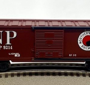 LIONEL 6-9214 NORTHERN PACIFIC BOXCAR