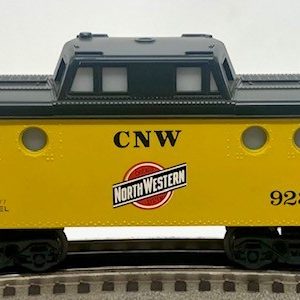 LIONEL 6-9289 CHICAGO AND NORTHWESTERN N5C CABOOSE