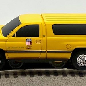 LIONEL 18439 UNION PACIFIC DODGE RAM TRACK INSPECTION VEHICLE