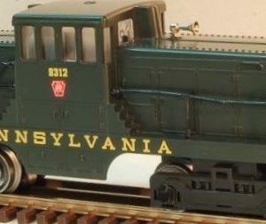 LIONEL 18905 PENNSYLVANIA RAILROAD 44 TON CENTER CAB DIESEL SWITCHER LOCOMOTIVE