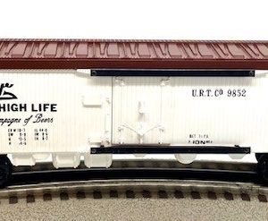LIONEL 6-9852 MILLER BEER BILLBOARD REEFER