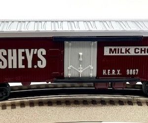 LIONEL 6-9867 HERSHEYS MILK CHOCOLATE BILLBOARD REEFER