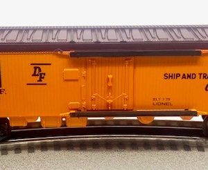 LIONEL 6-9880 SANTA FE REEFER