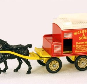 Lledo Days Gone DG023 Horse Drawn Clifford Dairy Milk Wagon
